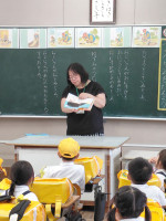 313